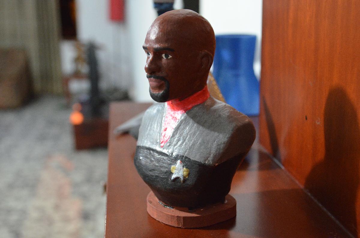 Emissario Bajorano (Capitao Defiant)