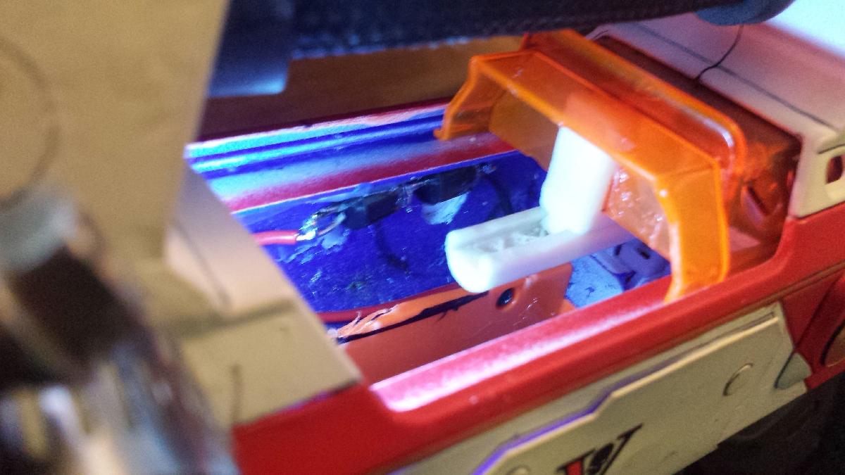 Retentor de Dardo com Barra Deslizante para Nerf Rapidstrike