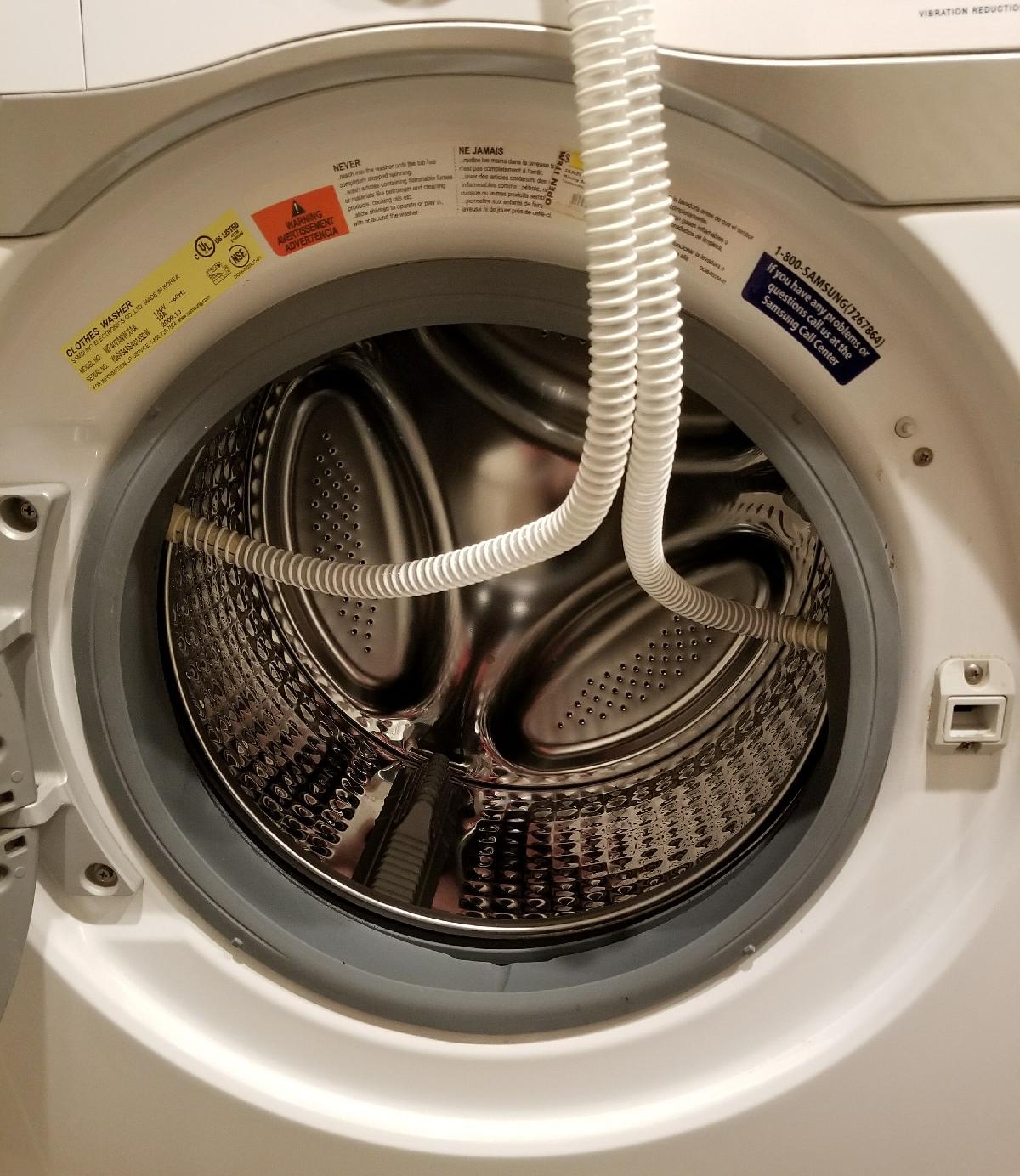 Pare o mofo na lavadora de roupas frontal com este ventilador de secagem de vedacao.