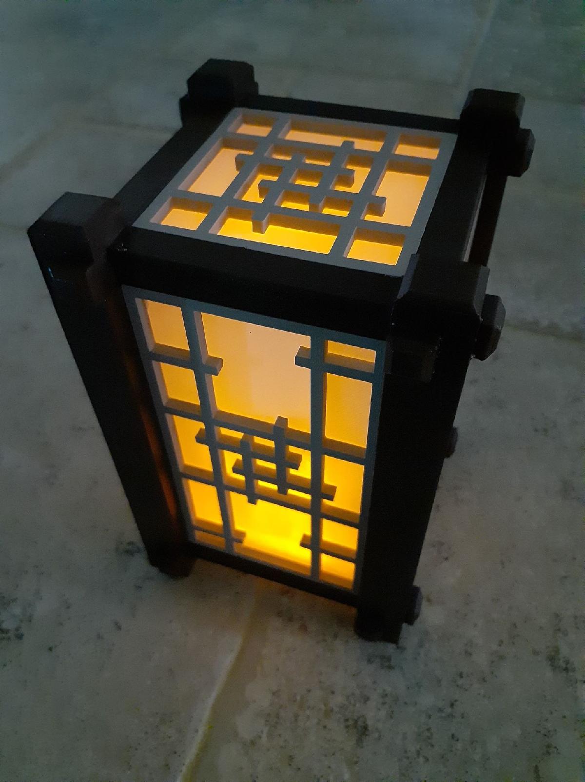 Lampada Shoji com vela LED ou luz Puck da Ikea