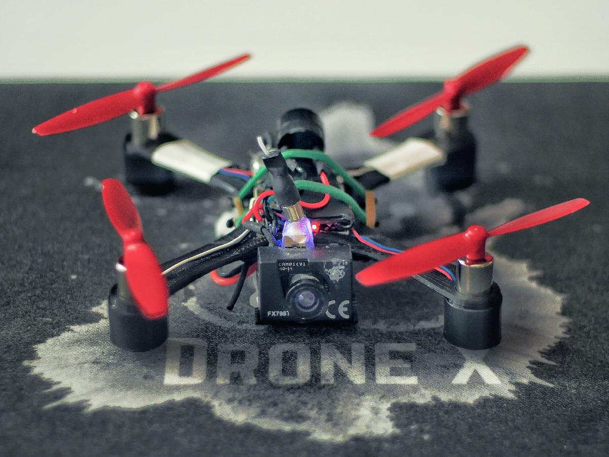 Quadro super leve de 110mm para motores escovados de 8.5 (Suporta helices de 65mm!)