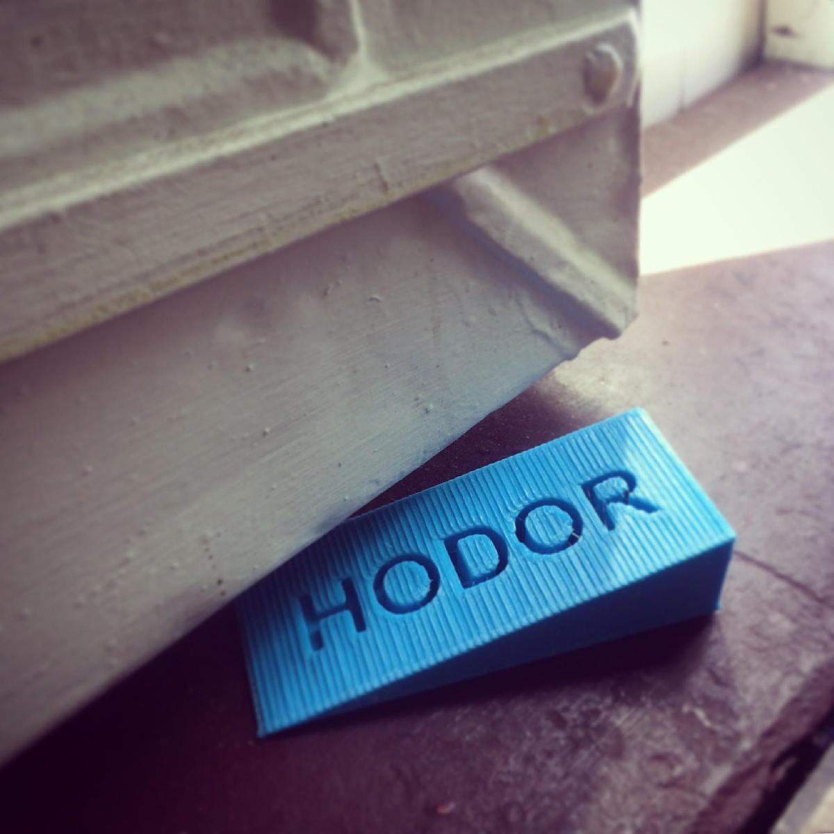 HODOR DOOR STOP GAME OF THRONES https://3dprint.com/136169/ten 3d printable things hodor/
