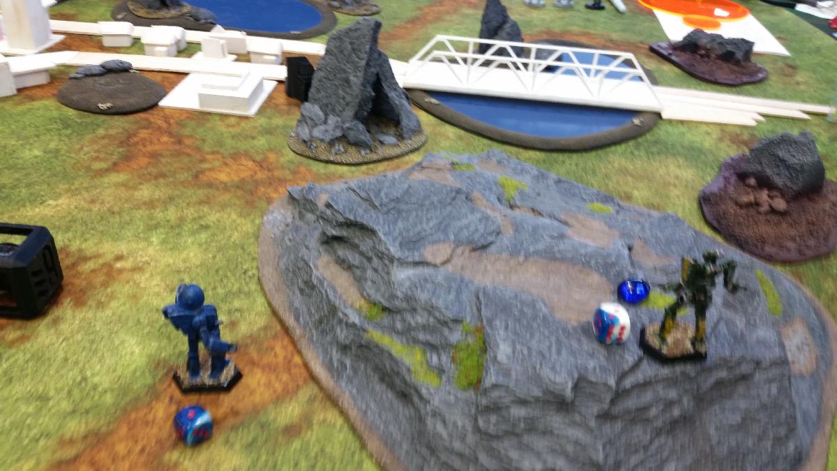 Terreno de ponte de quatro faixas em escala Battletech