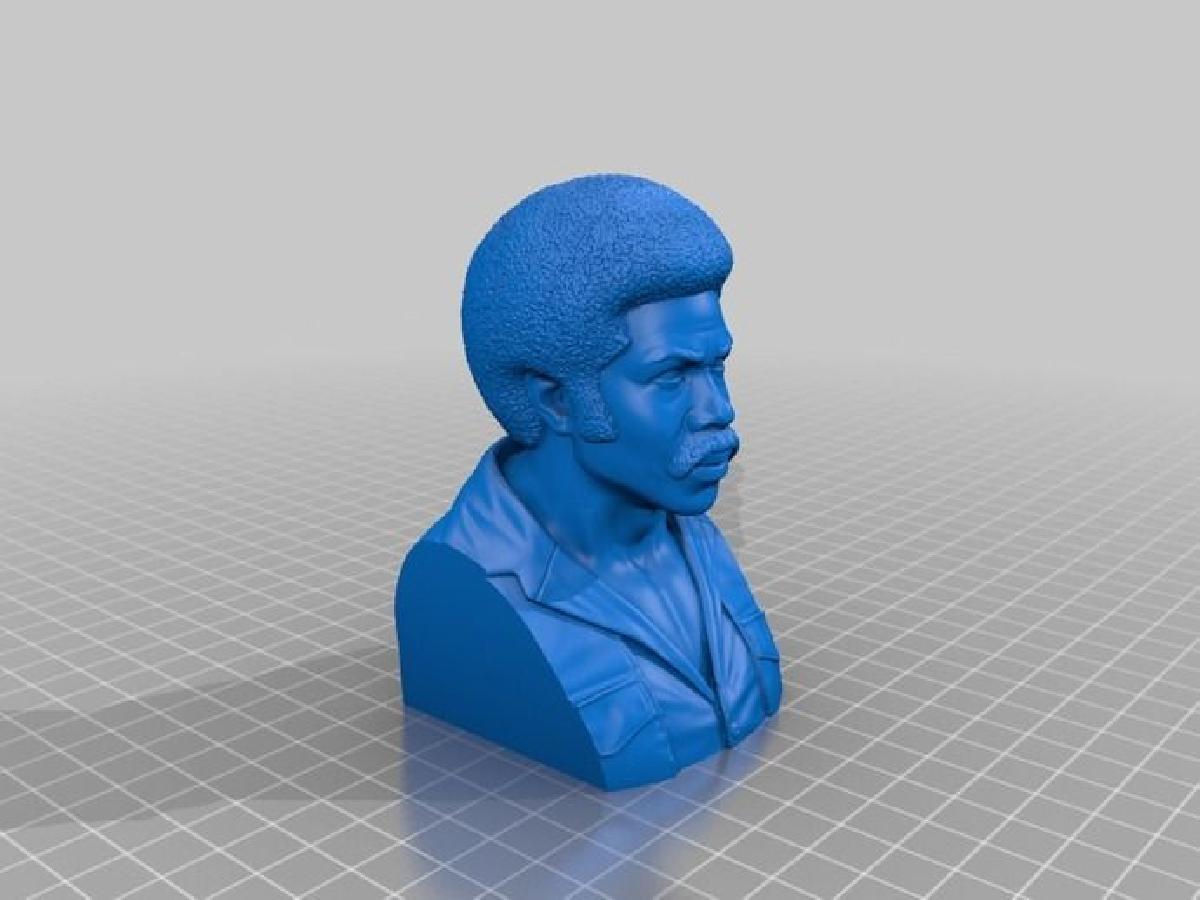 Busto de dinamite preta