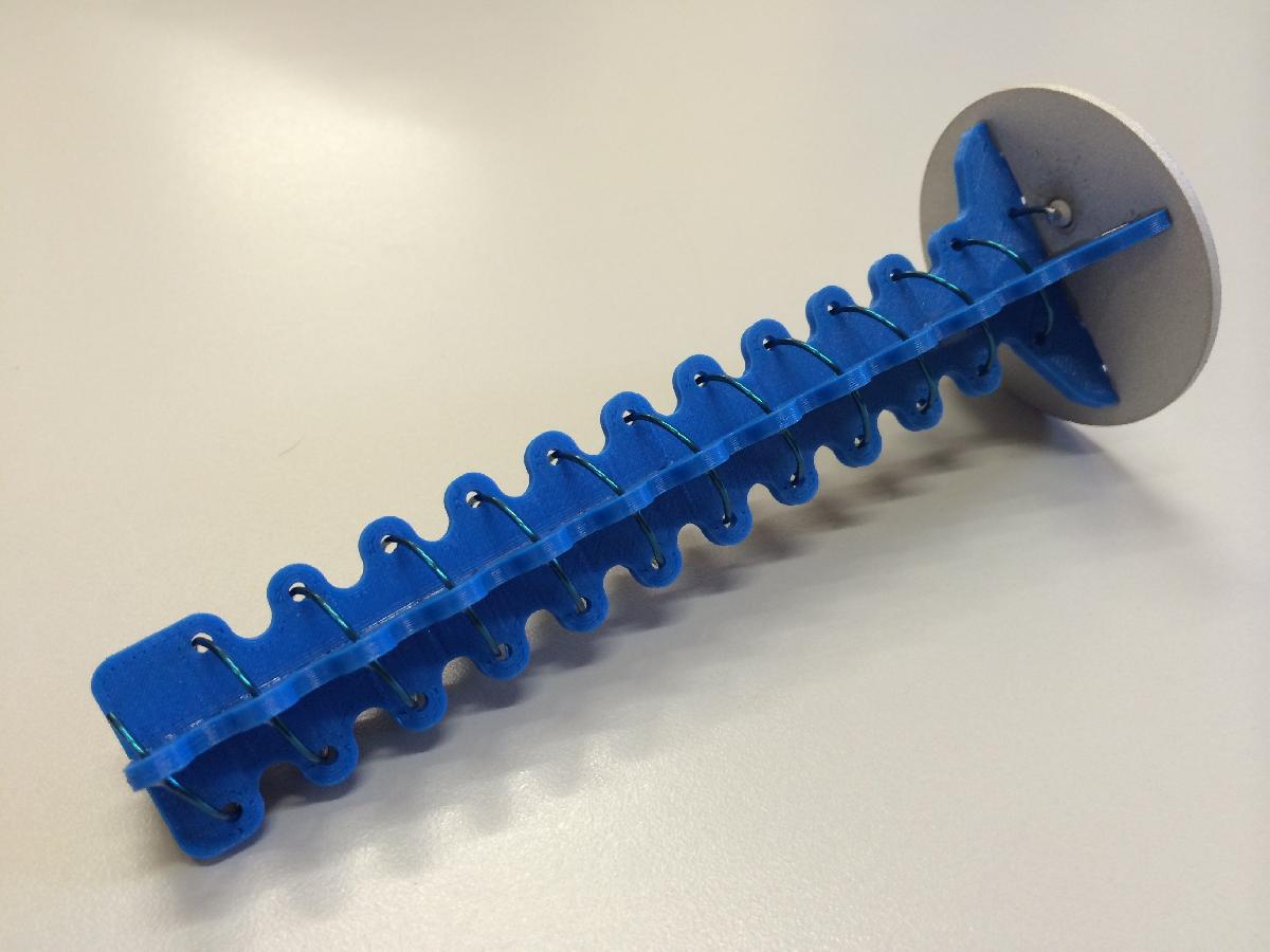 Antena Helicoidal FPV de 5.8GHz 12 Voltas (Frequencia 5645) RcHobbysUK Largura do Feixe 31.3 Graus