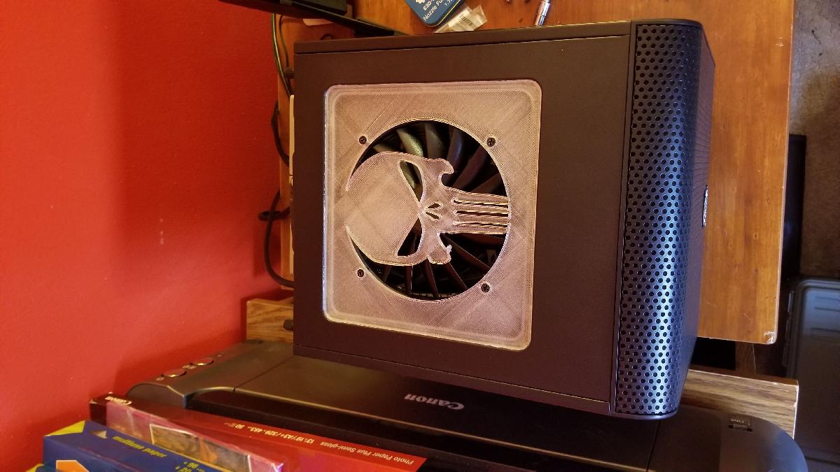 Painel de Grade de Ventilador Punisher da Serie Core da Thermaltake