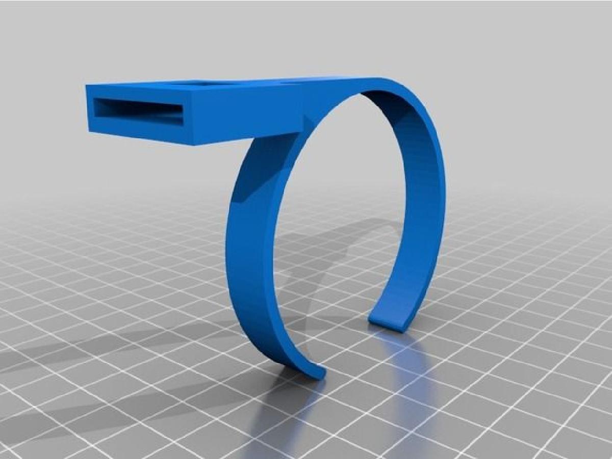 Acessorio de sistema de recuperacao de agua Mavic.