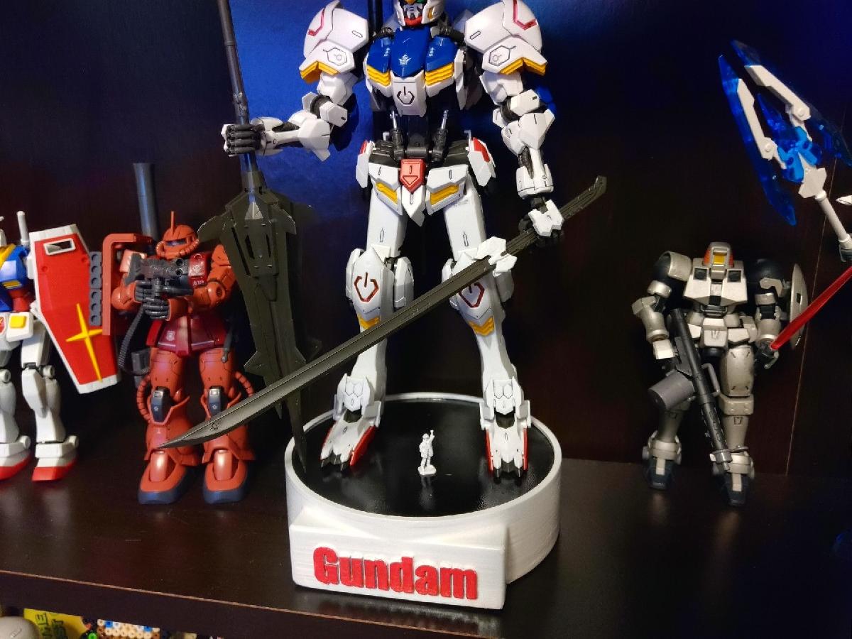 Base/Stand Gundam