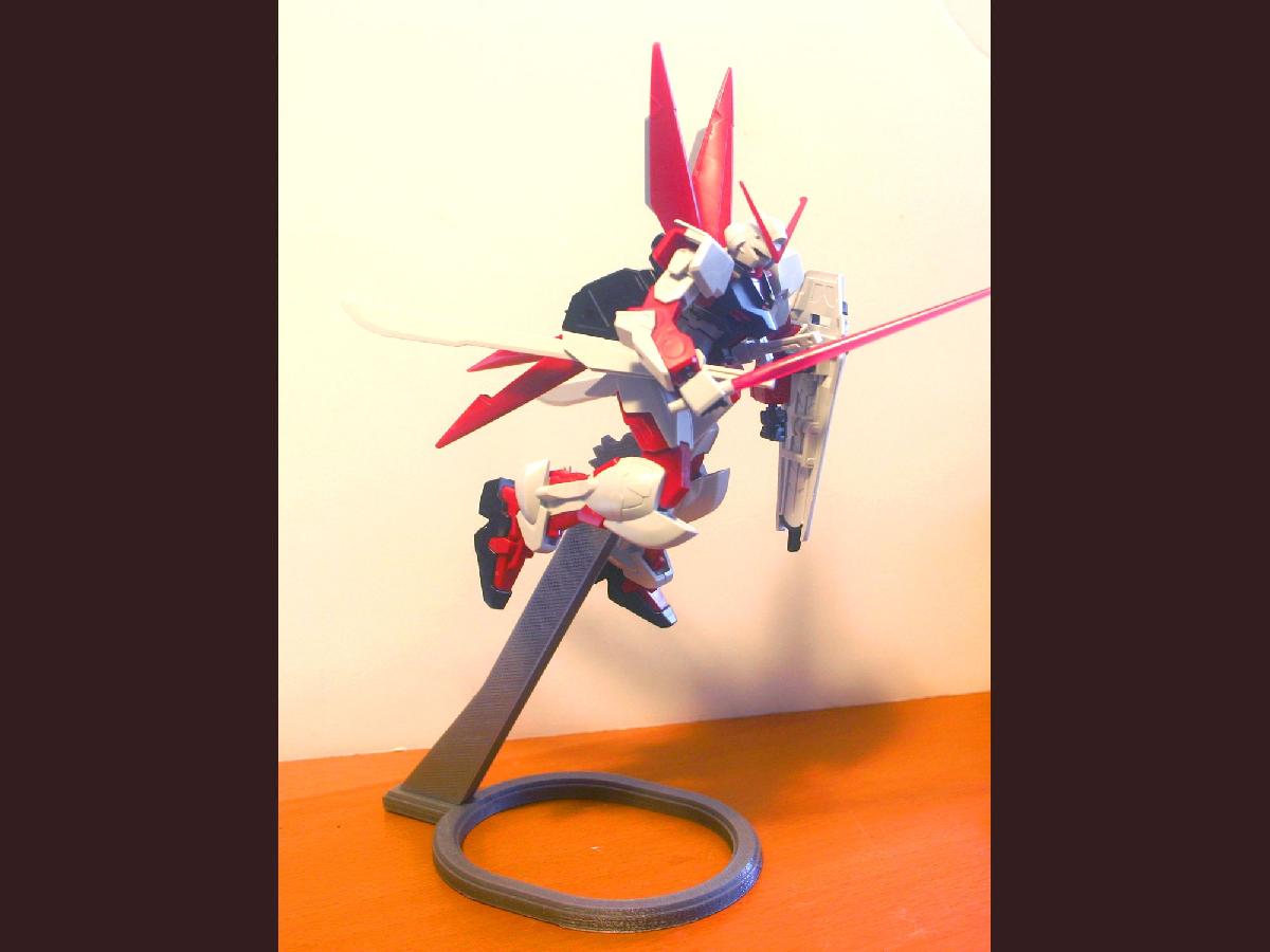 Base Voadora de Gundam