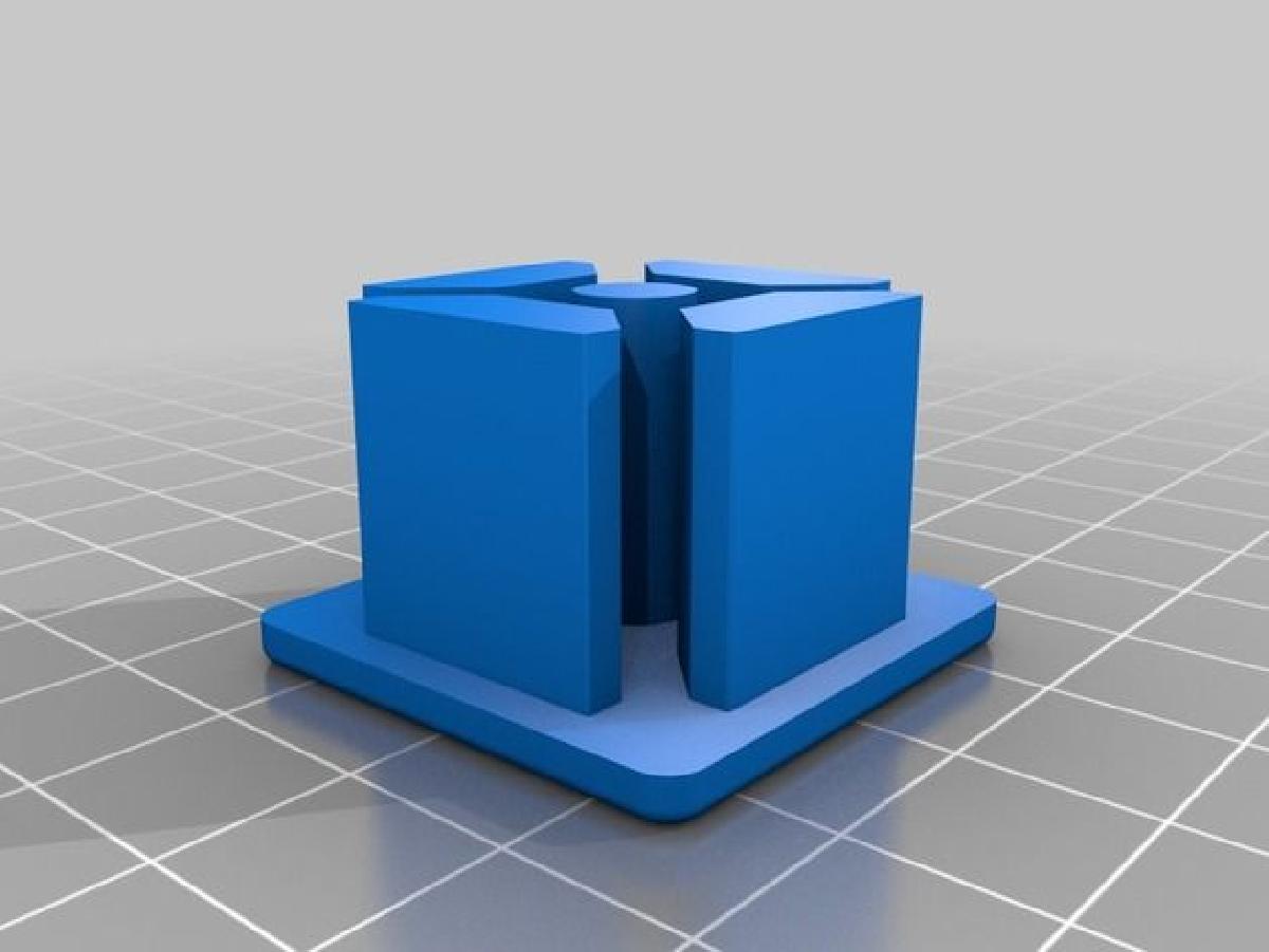 Pes / Tampa de Extrusao 3030
