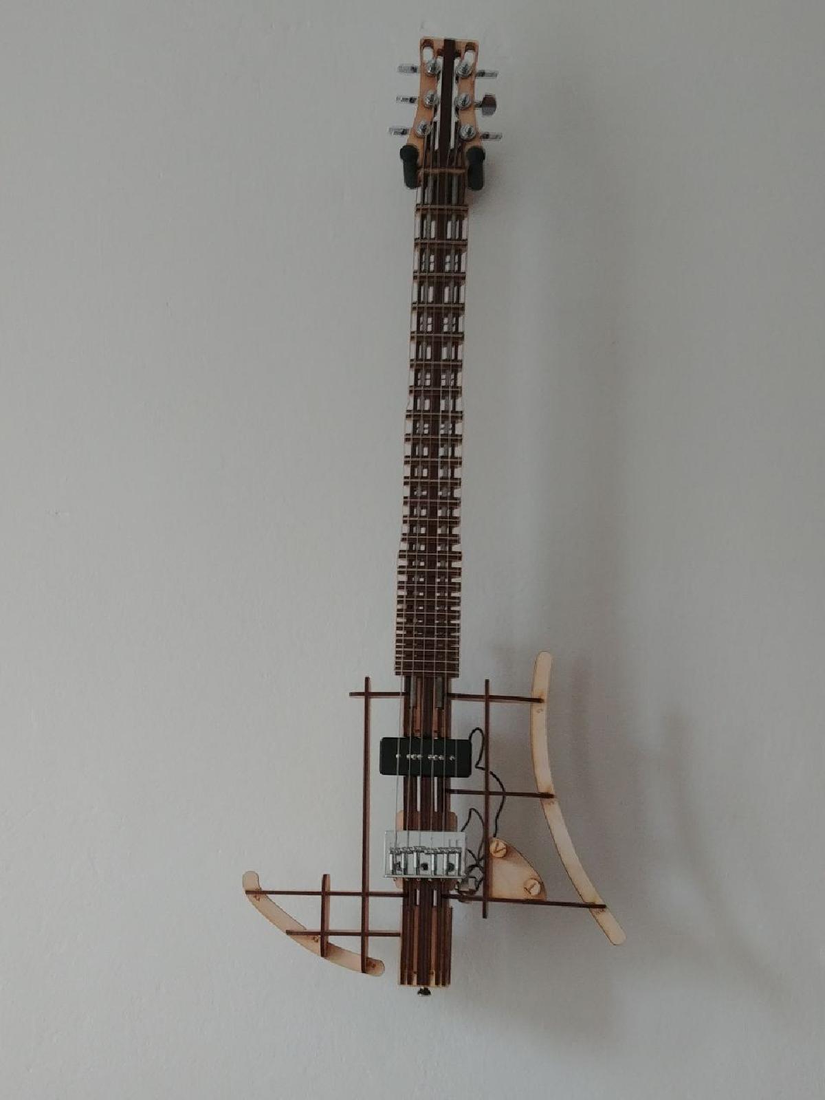 Guitarra eletrica cortada a laser