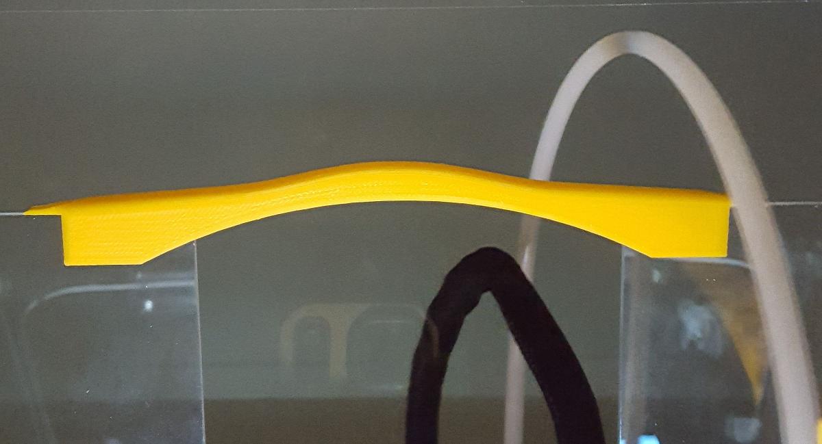 Capa de Impressora de Acrilico Qidi Tech Guia de Filamento / Endireitador de Acrilico