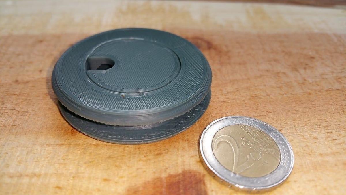 Grommet parametrico e tampa embutida snap in