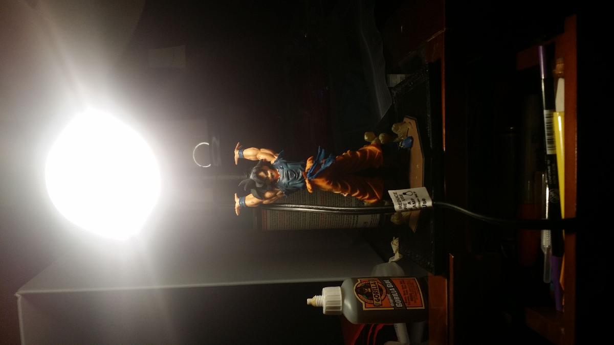 Pilar Korin para lampada DBZ