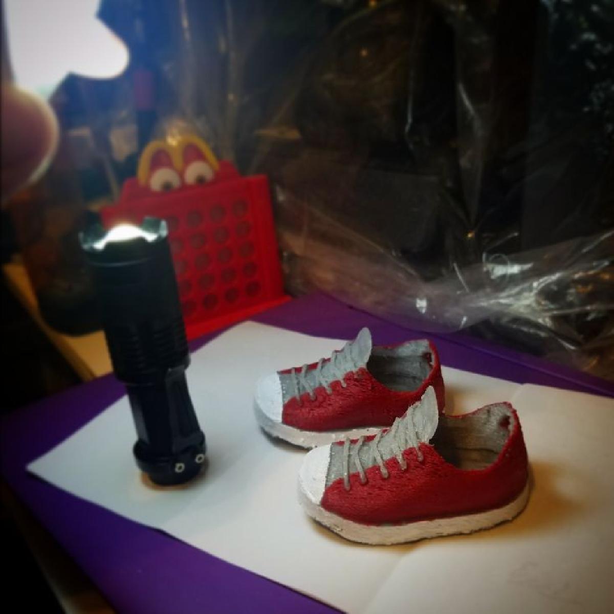Tenis Converse para boneca.