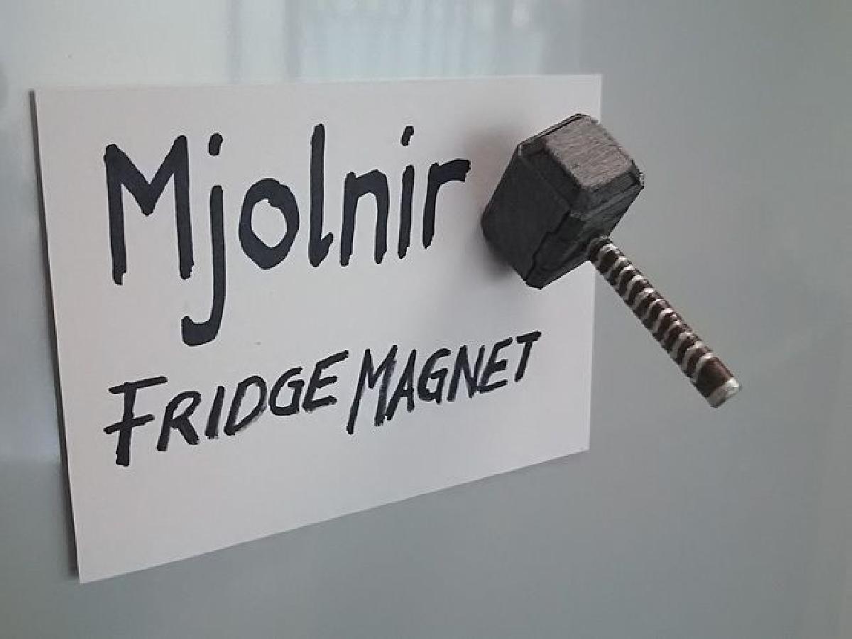 Ima de Geladeira Mjolnir