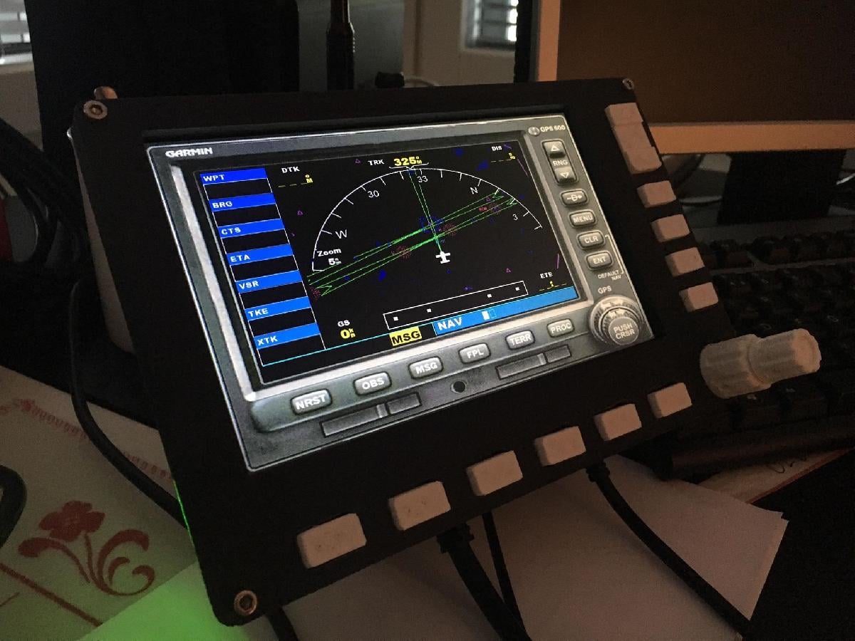 Unidade GPS externa para simulador DIY 737 do projeto Martin737