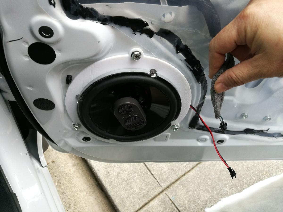 adaptador de alto falante JBL GTO638 para Nissan NV200