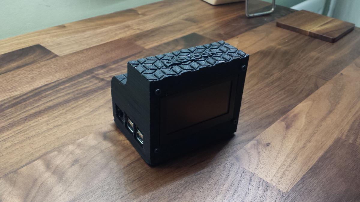 PlayBox sistema de entretenimento Raspberry Pi (musica/radio/video/jogos retro)