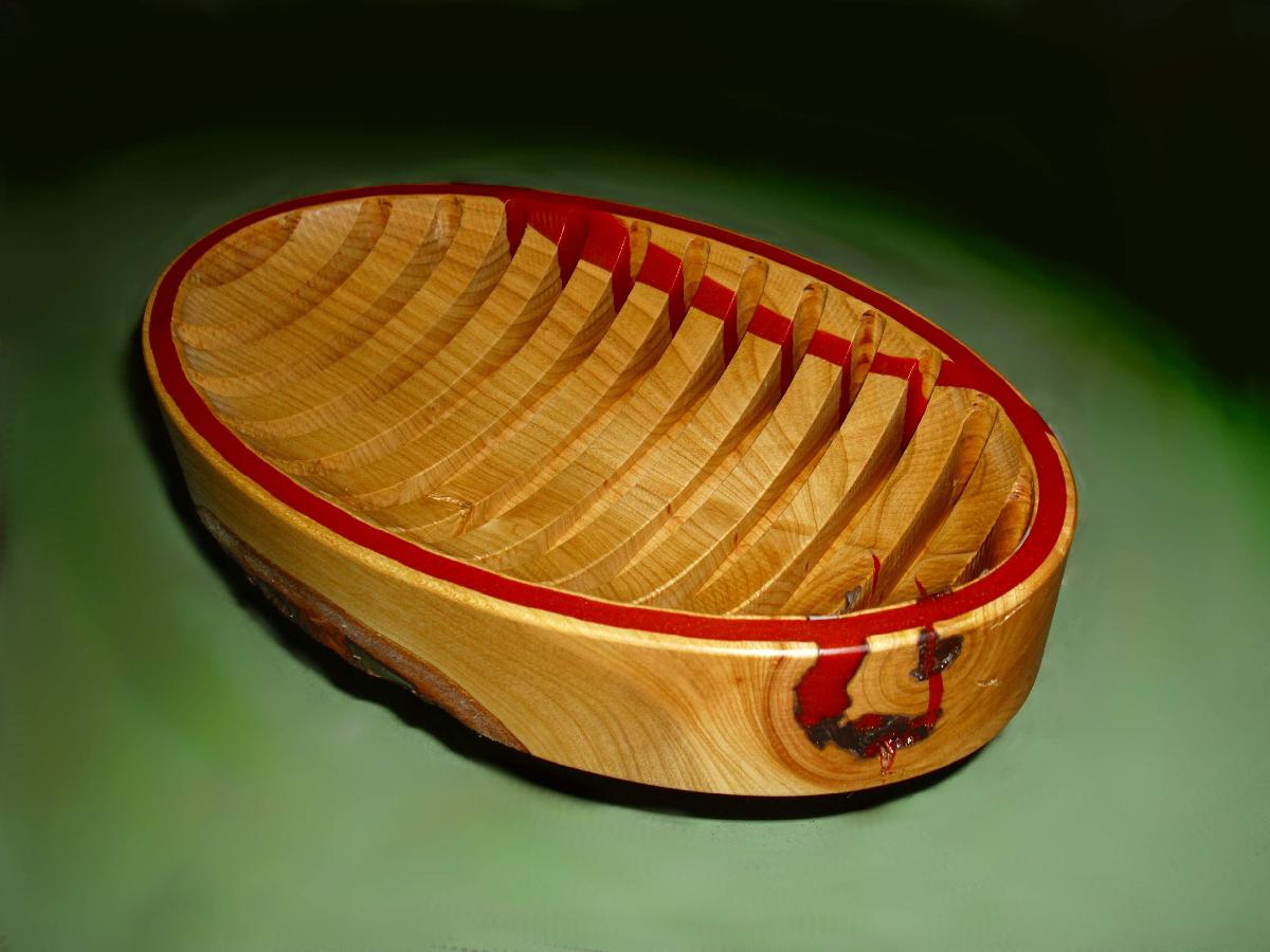 tigela de madeira de cerejeira