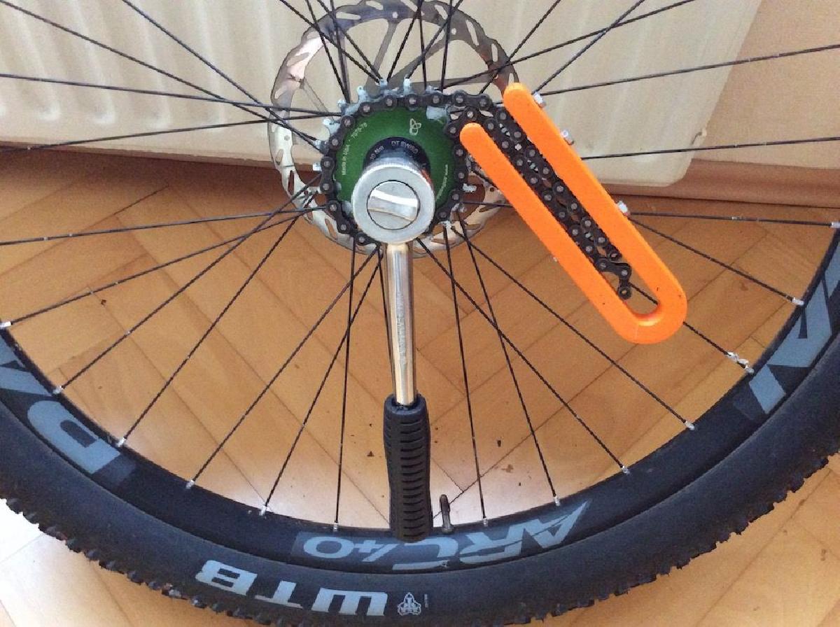 Ferramenta de Bicicleta para Corrente