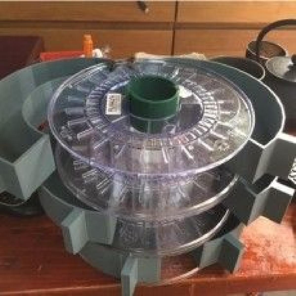 Comoda de bobinas recicladas