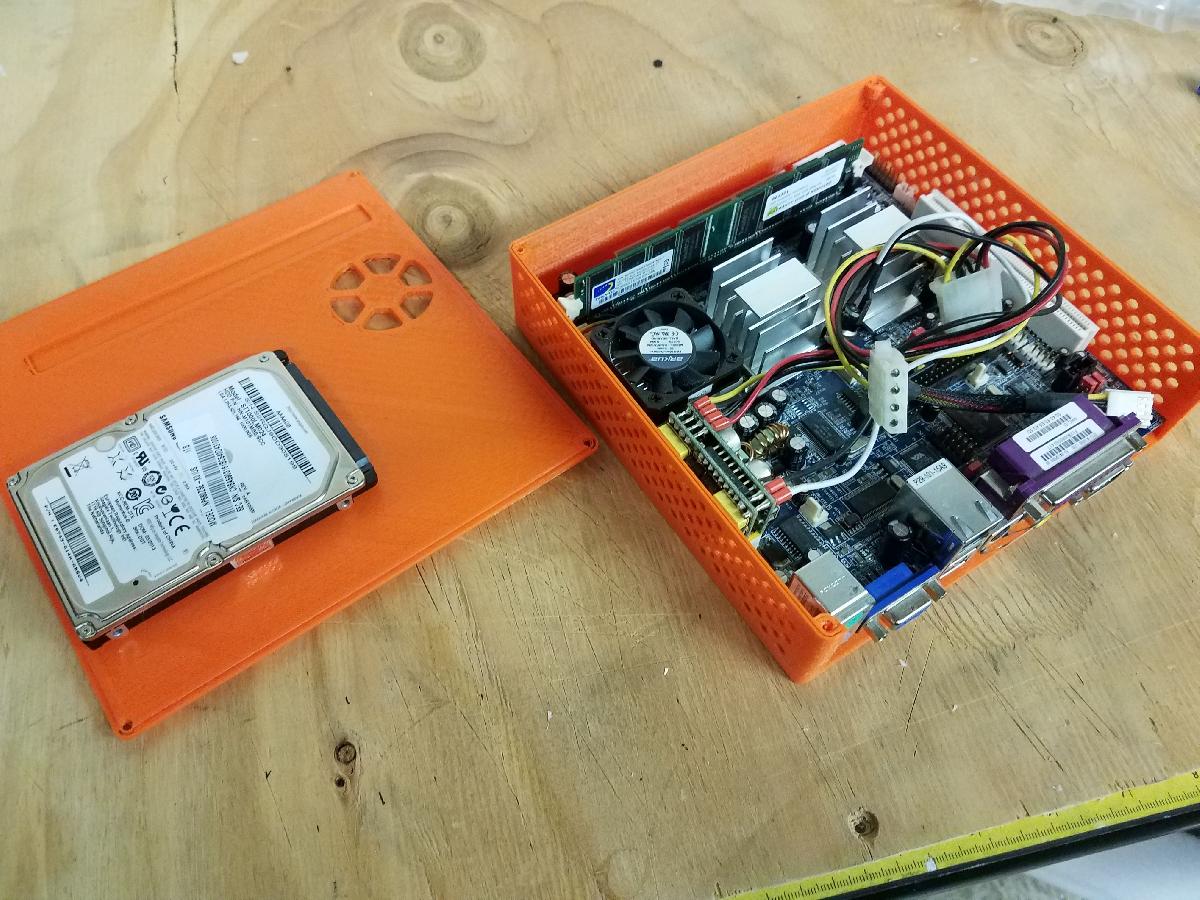 Em última análise, a caixa Mini ITX mais compacta