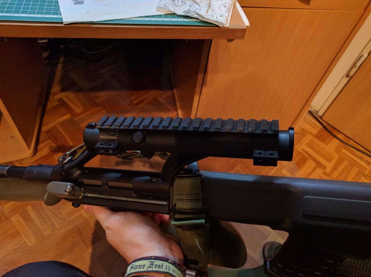 Trilho de Mira Steyr AUG A1