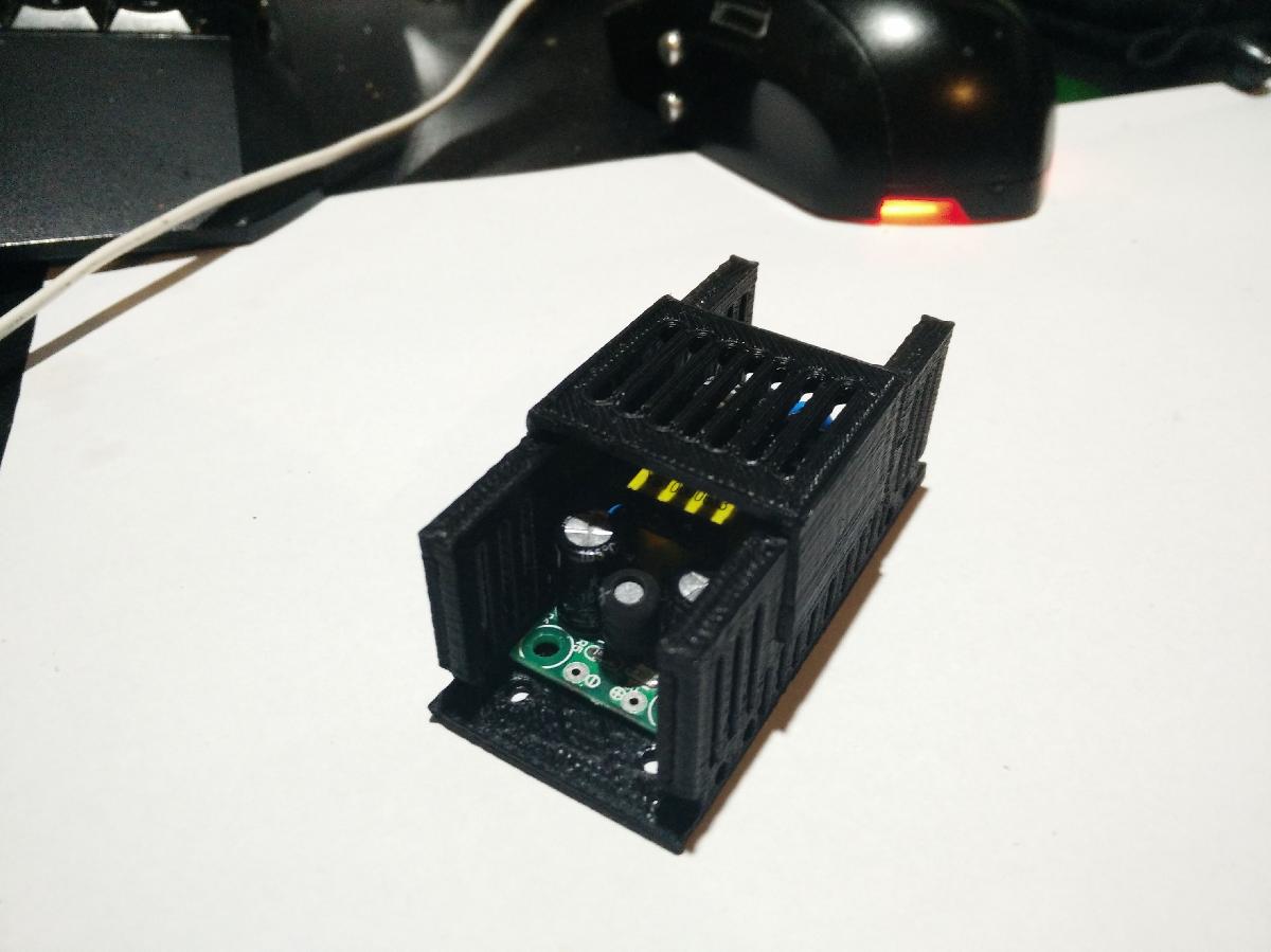 Fonte de Alimentacao Standby 5V Montagem/Caixa/Cobertura