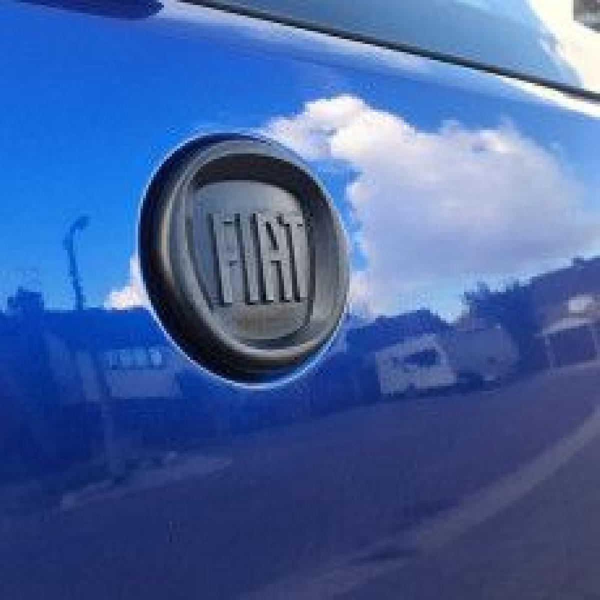 Emblema traseiro FIAT