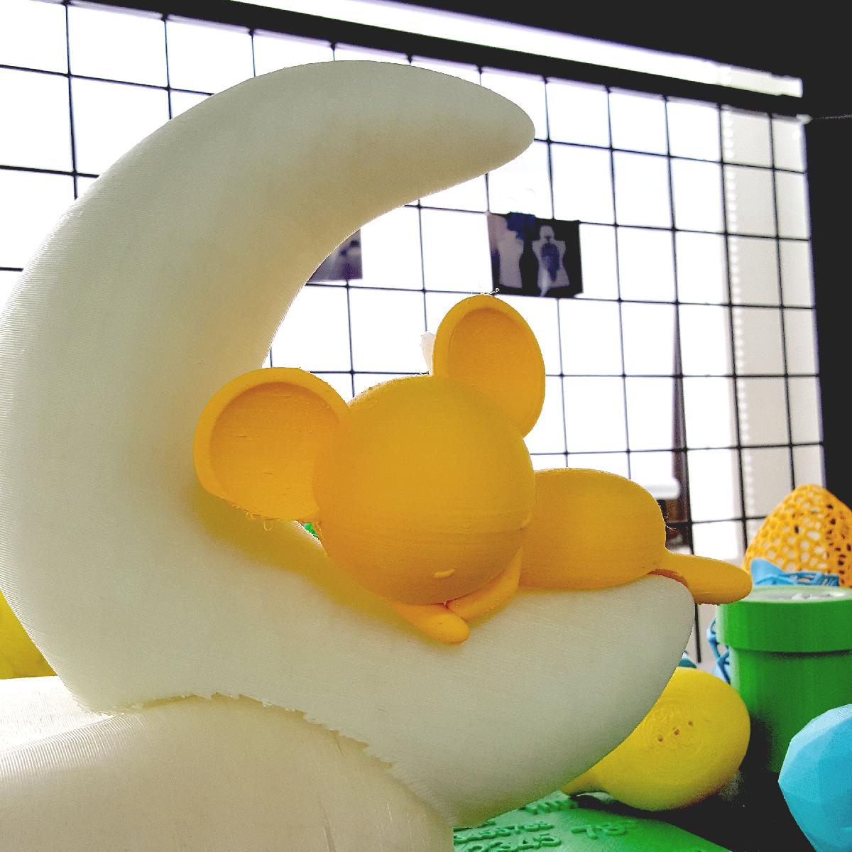 Keroberos dorme na lua