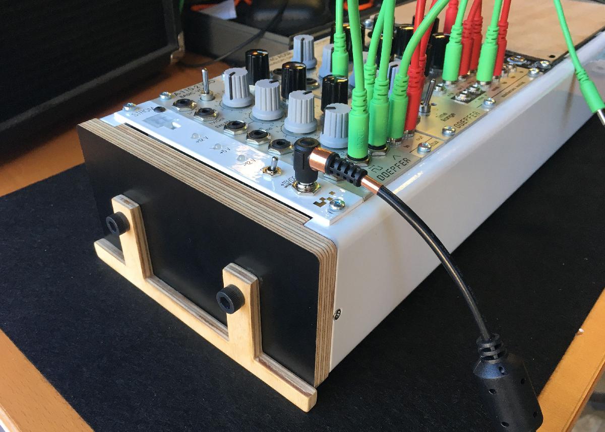 Suportes para Case Koma Eurorack