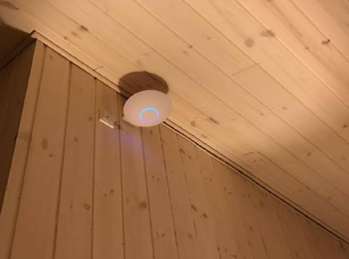 Suporte de parede Unifi AC LR