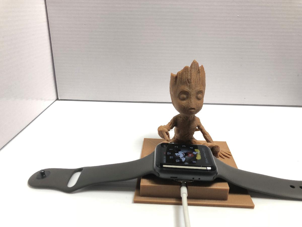 Suporte para Apple Watch do Baby Groot