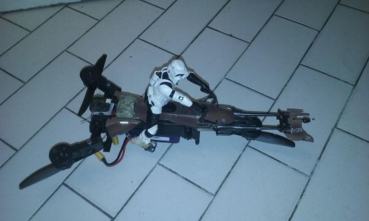 Moto speeder tricoptero Starwars