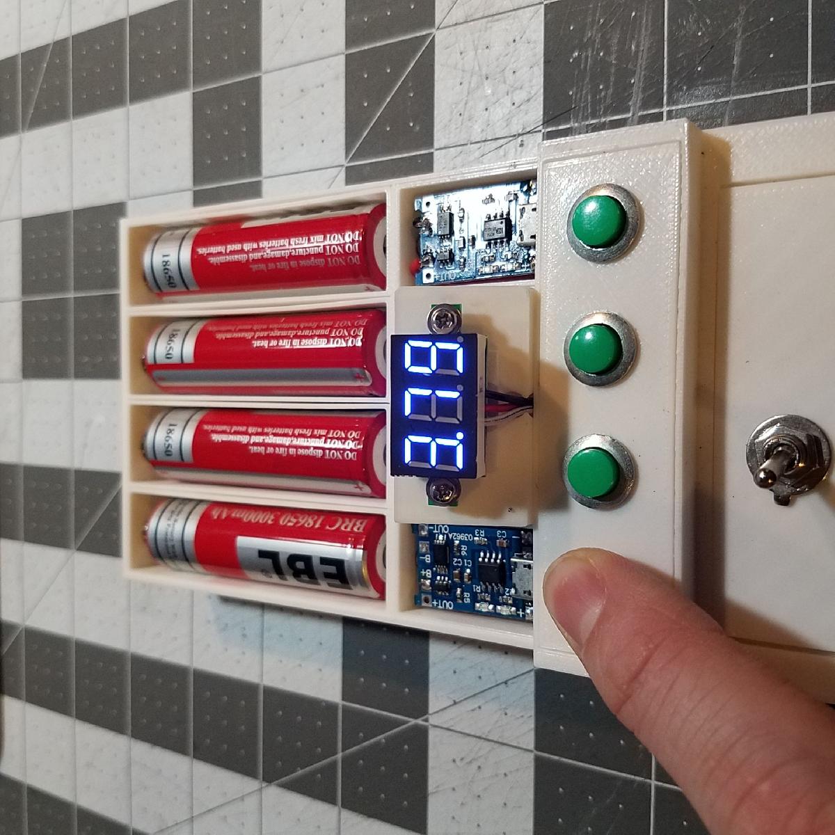 Estacao de Carregamento 4x 18650 com Carregadores de Lipo de Celula Unica 5v1a