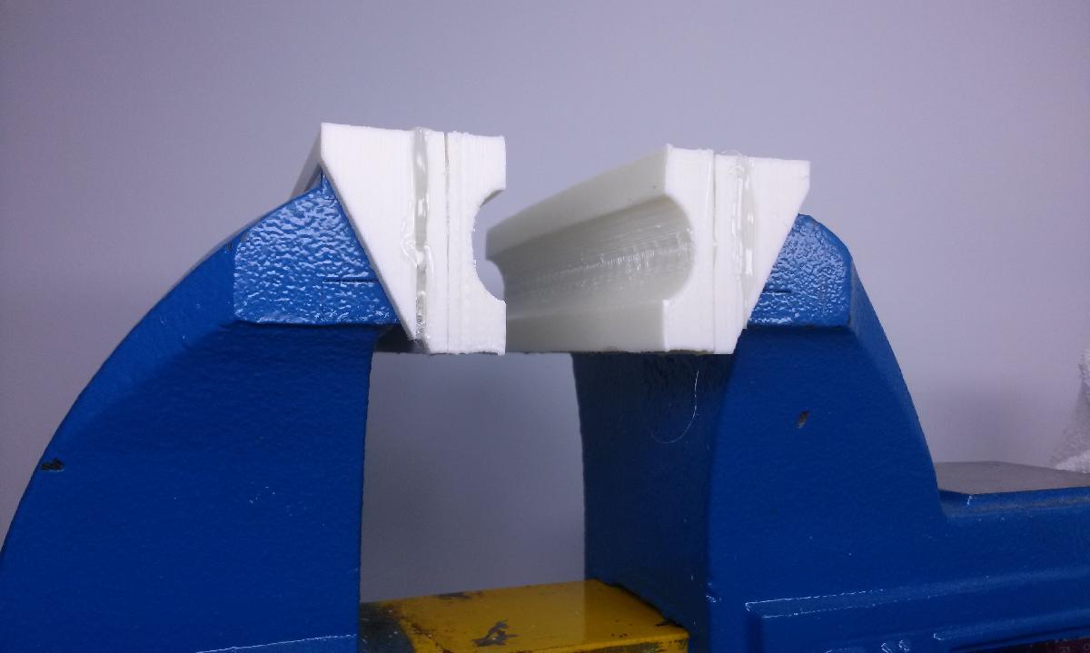 Pads de Grampo de Tubo Ajustaveis e Deslizantes