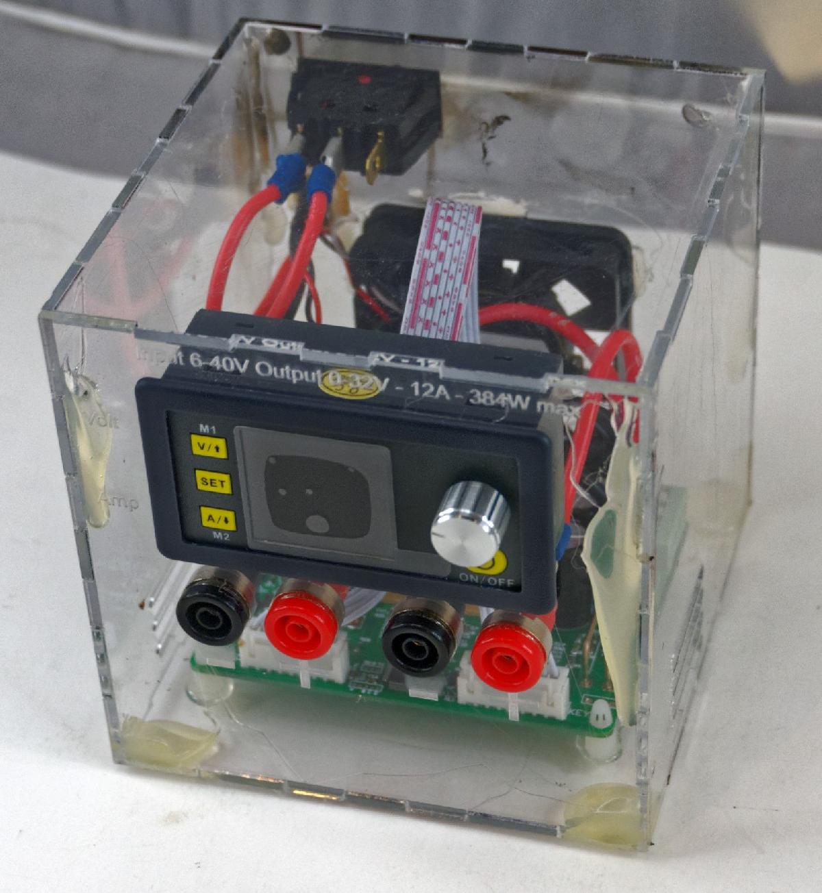 Fonte de alimentacao de bancada DPS5015.08 / caixa de acrilico de 2,2 mm de espessura