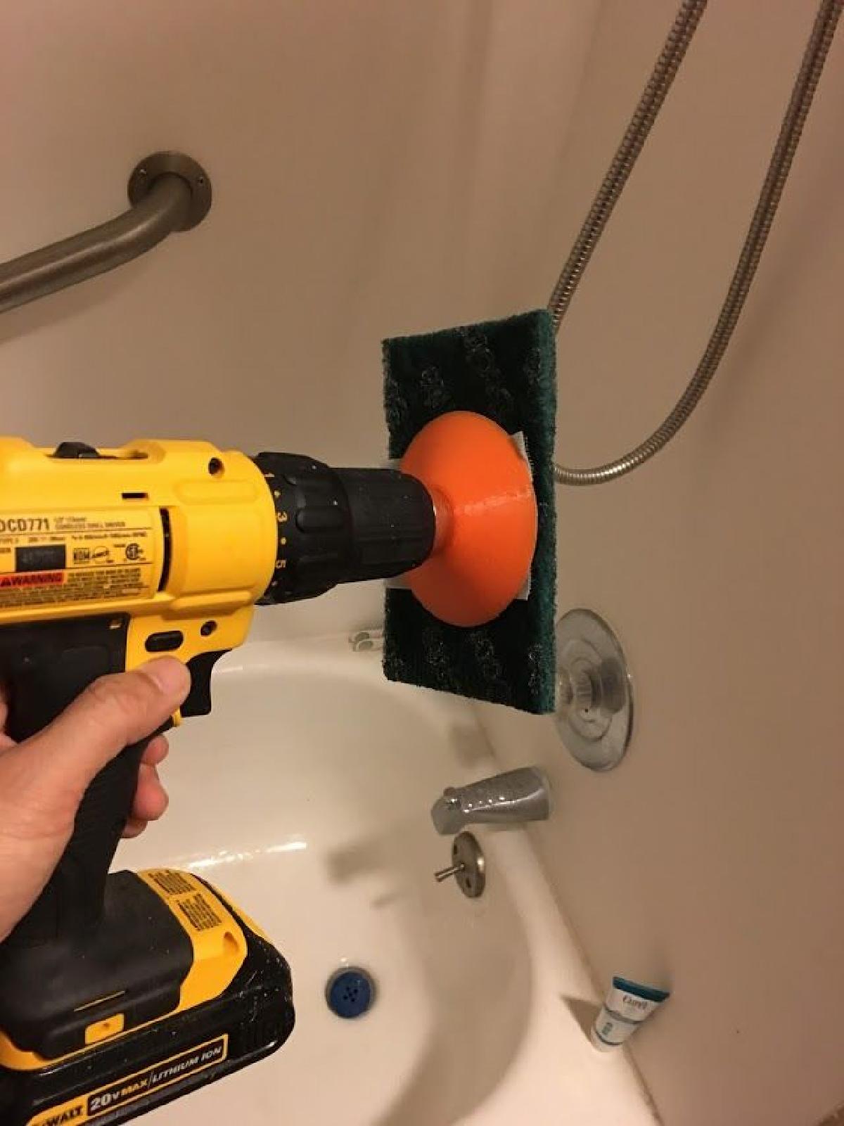 Escova de limpeza para furadeira