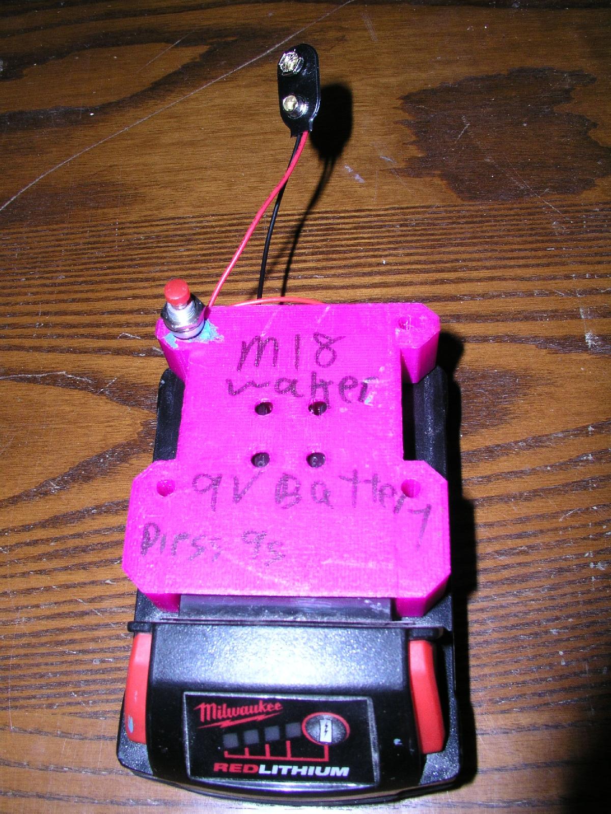 Dispositivo de Despertar da Bateria Milwaukee M18 (Use por Sua Propria Conta e Risco)