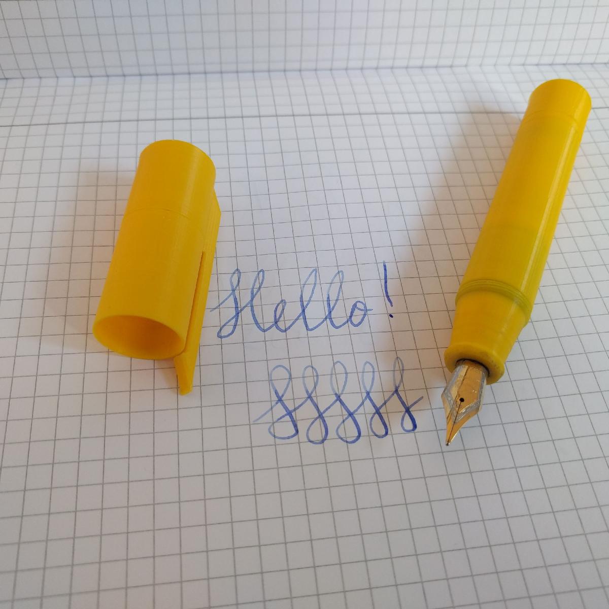 Caneta tinteiro simples de pistao grande (ridicula)
