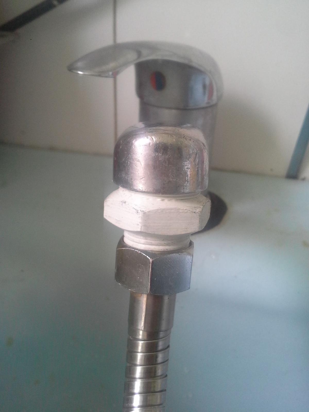 Adaptador de torneira para mangueira de chuveiro