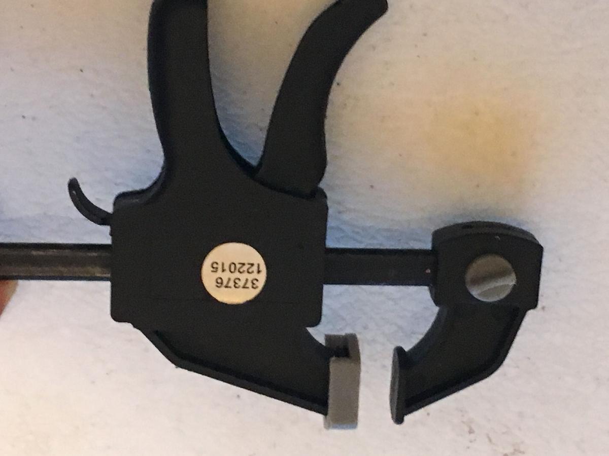 Substituicao do Almofadado da Mandibula do Grampo de Barra de Catraca de 4 (Harbor Freight)