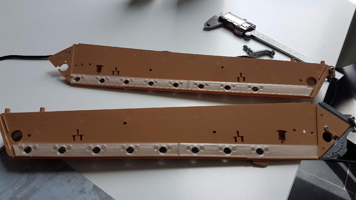 Redutor de folga dos bracos de suspensao do casco inferior de metal Taigen/Torro Panther