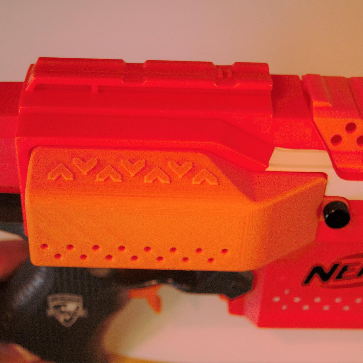 Porta de Bateria Expandida do Nerf Stryfe da Kelly Industries
