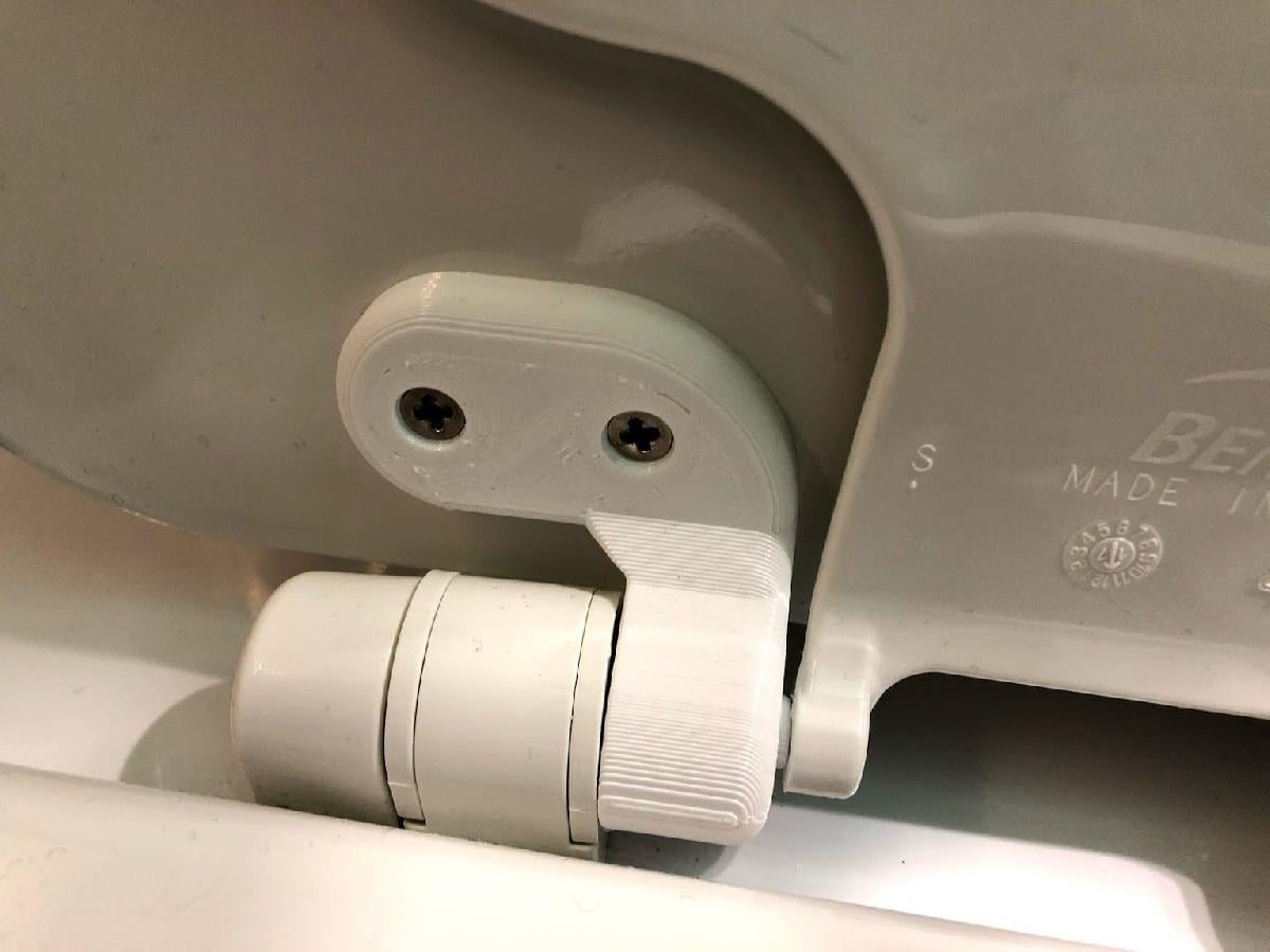 Tampa de vaso sanitario com dobradica de fechamento lento Improved Mayfair / Bemis