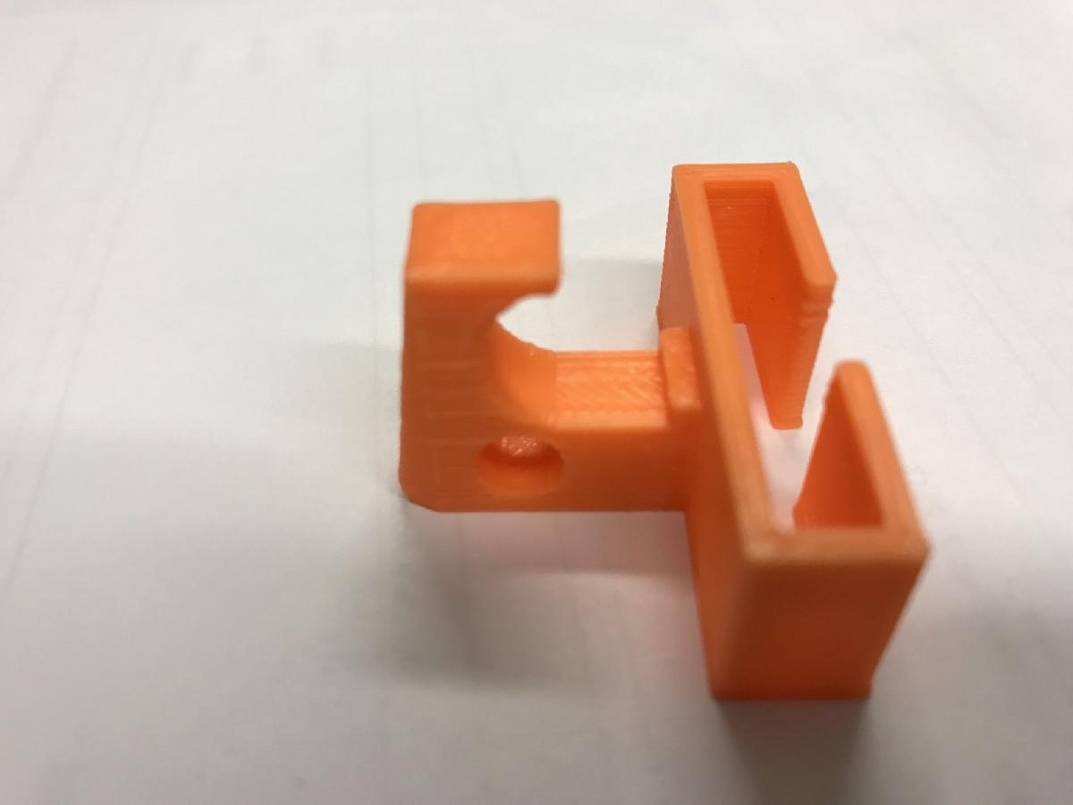 Gancho para teto modular