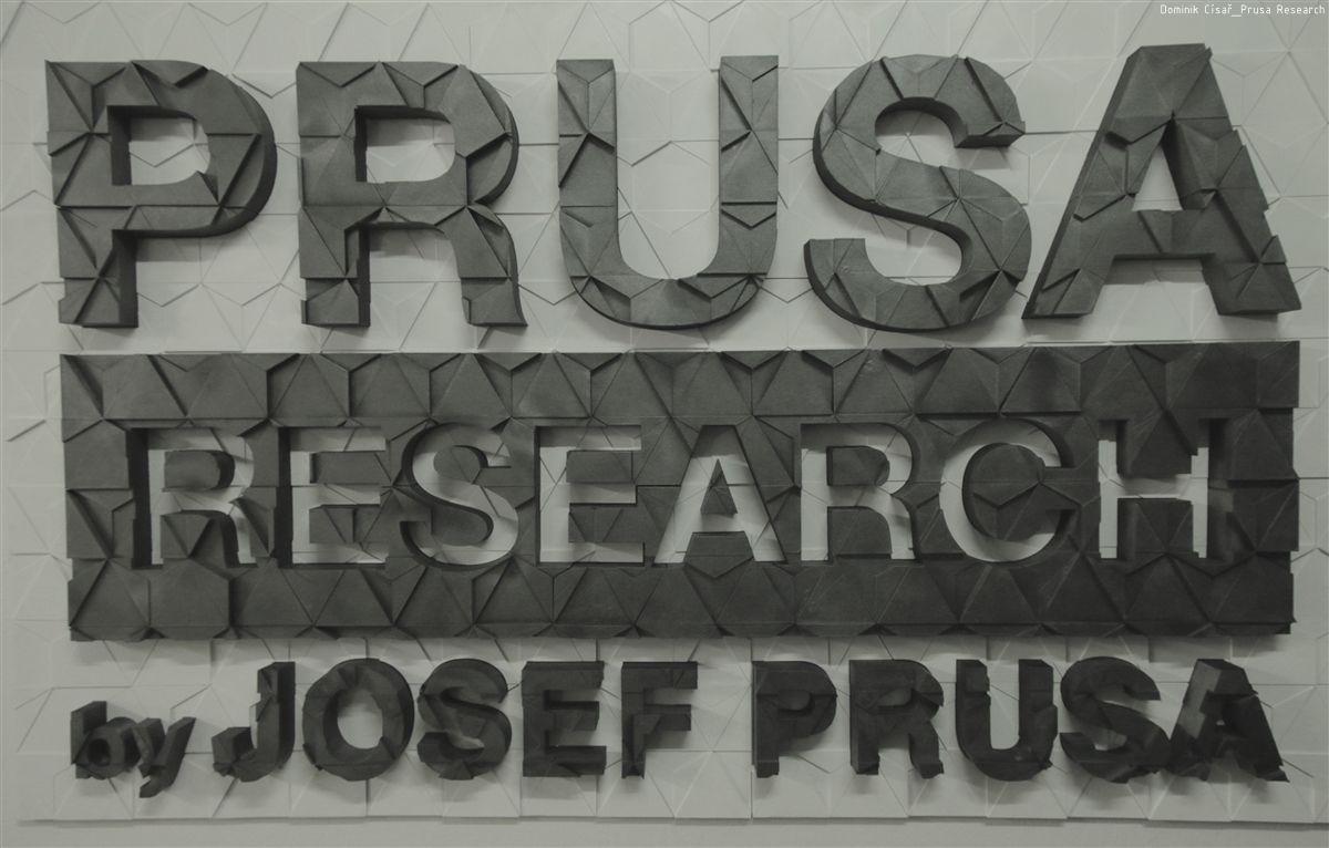 MOSAICO DO LOGOTIPO DA PRUSA RESEARCH WALL   2 AZULEJOS