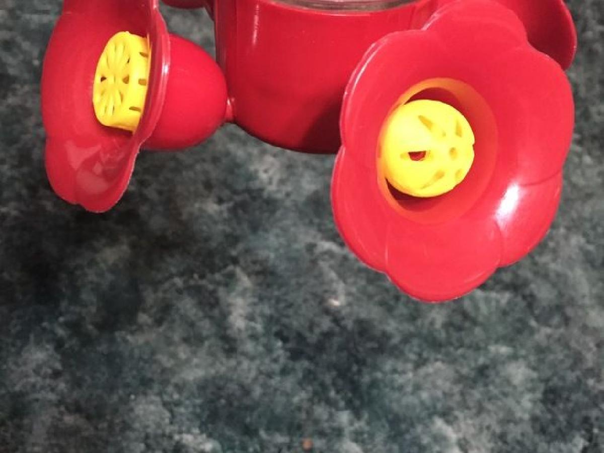 Protetor de Abelha em Forma de Cupula para Alimentador de Beija flor Perky Pet