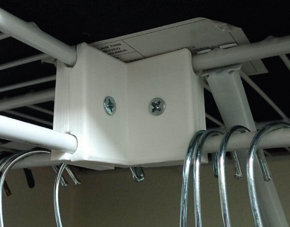 Prateleira de canto Closet Maid